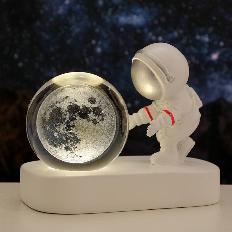 "Galaxy Astronaut Crystal Ball Night Light: USB-Powered Lamp"